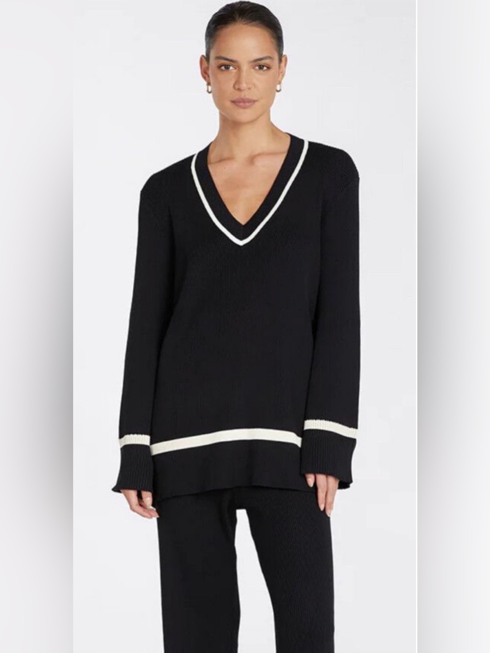 DISSH Black Contrast Stripe V-Neck Ribbed Knit Sweater Size XS